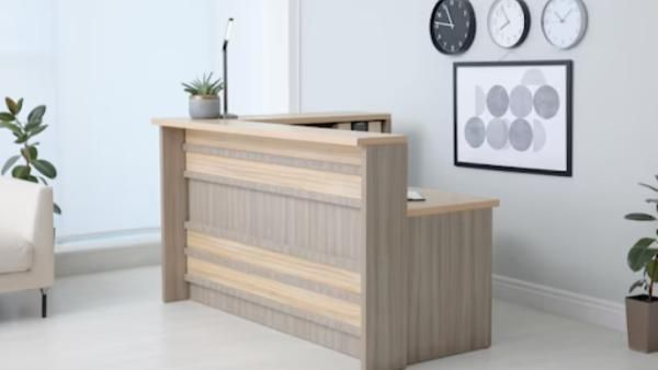 Illustration for the article “Reception Table in Banashankari | Modern Office Entrance”